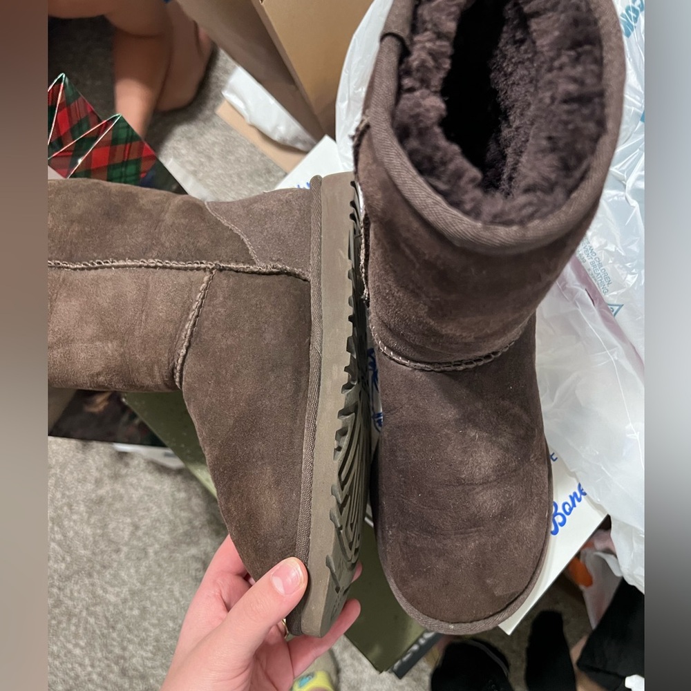 Brown uggs
